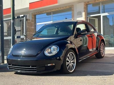 Usata VW Beetle 110 CV (80 kW) 2016 Nero Utilitaria