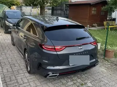 Usata Kia ProCeed 136 CV (100 kW) 2020 Station wagon