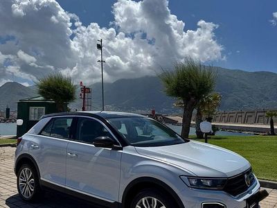 Usata VW T-Roc Advance 150 CV (110 kW) 2022 Grigio SUV