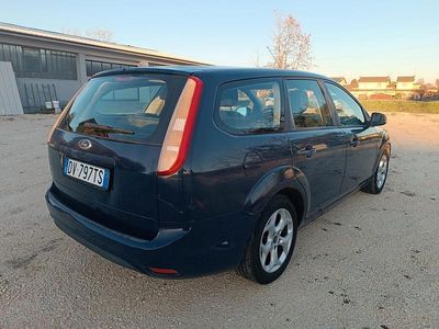 Usata Ford Focus 141 CV (103 kW) 2009 Blu Station wagon