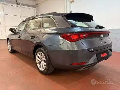 Usata Seat Arona Style 110 CV (80 kW) 2022 Grigio SUV