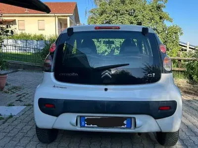 Usata Citroën C1 68 CV (50 kW) 2010 Bianco Utilitaria