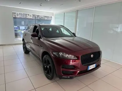 Usata Jaguar F-Pace Prestige 179 CV (131 kW) 2018 Rosso SUV