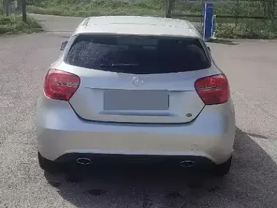 Usata Mercedes A180 109 CV (80 kW) 2013 Grigio Berlina