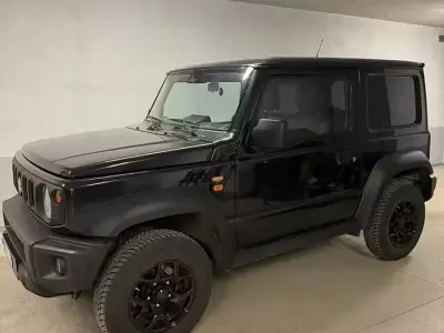 Second-hand Suzuki Jimny 102 CP (75 kW) 2024 Negru SUV