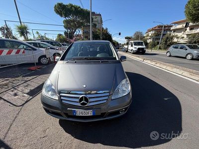 Usata Mercedes A160 Avantgarde 95 CV (69 kW) 2010 Grigio Berlina