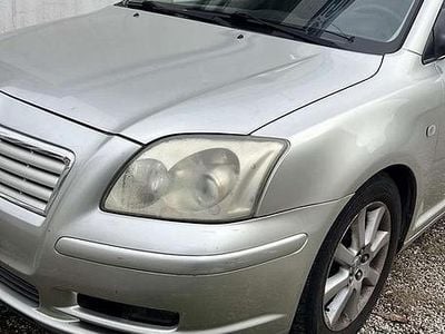 Usata Toyota Avensis 116 CV (85 kW) 2005 Station wagon