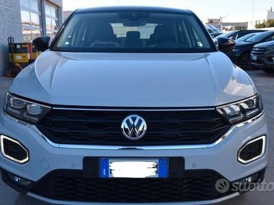 Usata VW T-Roc 150 CV (110 kW) 2019 Bianco SUV