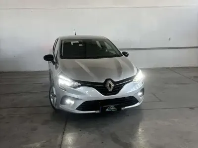 Usata Renault Clio V Business 91 CV (66 kW) 2022 Argento Berlina