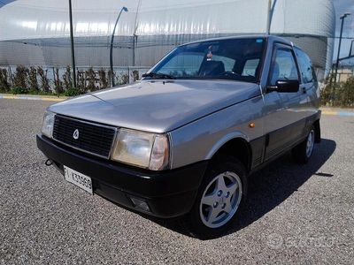 Usata Autobianchi Y10 73 CV (53 kW) 1985 Grigio Utilitaria