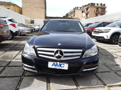 Begagnad Mercedes C180 120 HK (88 kW) 2013 Svart Sedan