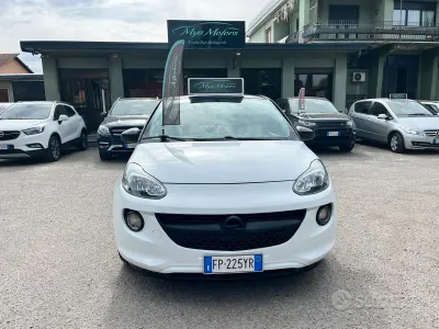 Usata Opel Adam 101 CV (74 kW) 2018 Bianco Utilitaria