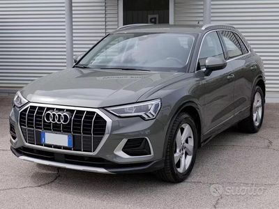 Usata Audi Q3 Business 150 CV (110 kW) 2023 Grigio SUV