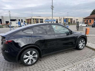 Usata Tesla Model Y 152 kW (208 CV) 2023 SUV