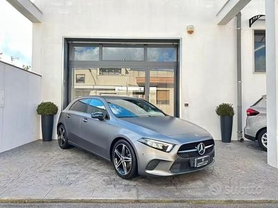 Usata Mercedes A200 Night 150 CV (110 kW) 2021 Grigio Berlina