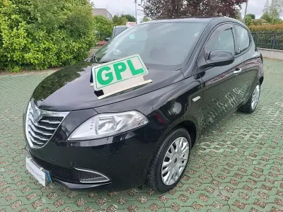 Brugt Lancia Ypsilon Silver 69 HK (50 kW) 2012 Sort Hatchback