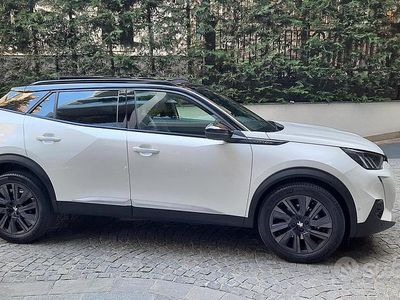 Używany Peugeot 2008 GT-line 131 KM (96 kW) 2020 Biały SUV
