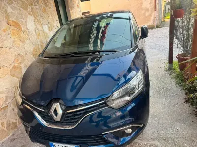 Usata Renault Scénic III 110 CV (80 kW) 2017 Monovolume