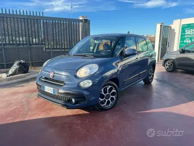 Usata Fiat 500L Lounge 120 CV (88 kW) 2018 Blu Monovolume