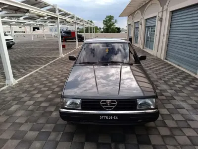 Occasion Alfa Romeo 90 128 PK (94 kW) 1985 Grijs Sedan