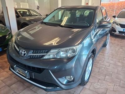 Usata Toyota RAV4 Active 124 CV (91 kW) 2014 Grigio SUV