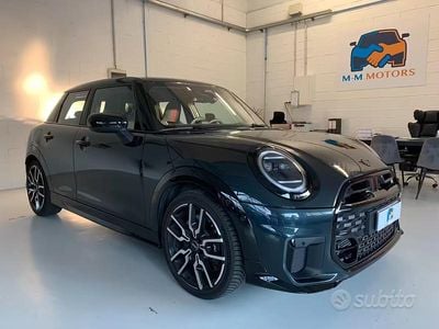 Usata Mini John Cooper Works 156 CV (114 kW) 2025 Grigio Utilitaria