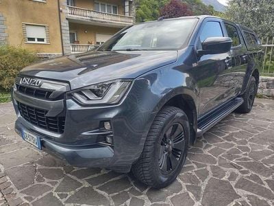 Usata Isuzu D-Max 163 CV (119 kW) 2021 Grigio Pick-up