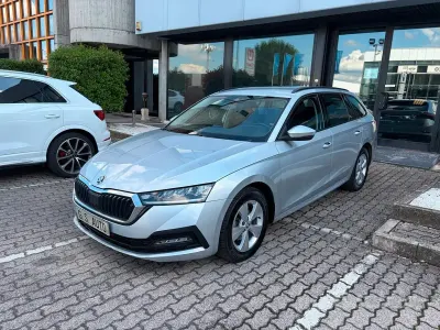 Usata Skoda Octavia Style 150 CV (110 kW) 2023 Grigio Station wagon