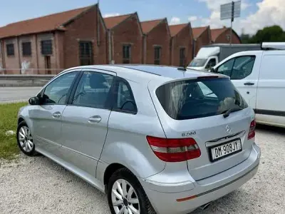 Usata Mercedes B200 140 CV (102 kW) 2008 Monovolume