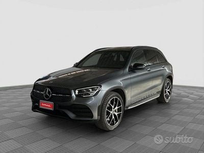 Usata Mercedes GLC220 Premium 194 CV (142 kW) 2022 Grigio Berlina