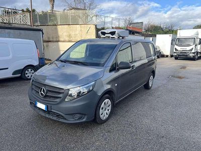 Usata Mercedes Vito 114 CV (83 kW) 2021 Grigio Furgone