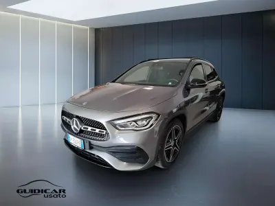 Usata Mercedes GLA200 Premium 150 CV (110 kW) 2023 Grigio SUV