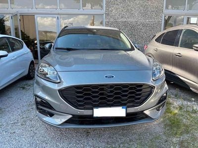 Usata Ford Kuga ST-Line X 190 CV (139 kW) 2023 Argento SUV