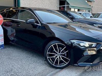 Käytetty Mercedes CLA180 Executive 116 HP (85 kW) 2022 Musta Sedan
