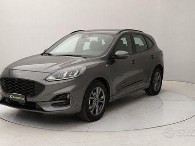 Usata Ford Kuga ST-Line 120 CV (88 kW) 2022 Grigio SUV