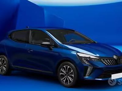 Nuova Renault Clio V Techno 100 CV (73 kW) 2025 Blu Berlina