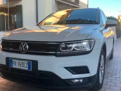 Usata VW Tiguan Business 116 CV (85 kW) 2017 Bianco SUV