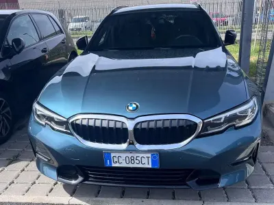 Begagnad BMW 320 190 HK (139 kW) 2020 Blå Kombi