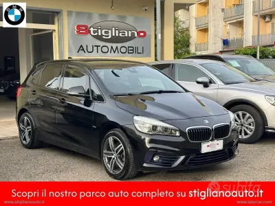 Usata BMW 218 Active Tourer Sport Line 150 CV (110 kW) 2016 Nero Monovolume