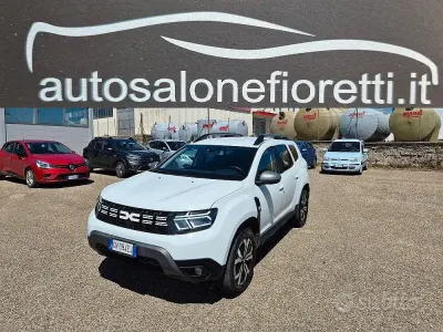 Usata Dacia Duster Journey 101 CV (74 kW) 2023 Bianco SUV