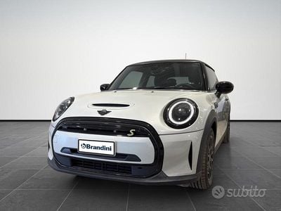 Usata Mini Cooper SE Classic 75 kW (102 CV) 2022 Bianco Utilitaria