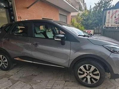 Usata Renault Captur 90 CV (66 kW) 2018 SUV