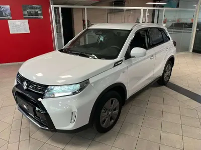 Nuova Suzuki Vitara Cool 110 CV (80 kW) 2026 Bianco SUV