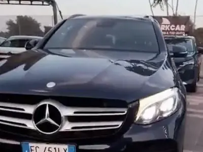 Usata Mercedes GLC250 Exclusive 204 CV (150 kW) 2016 Bluazzurro SUV