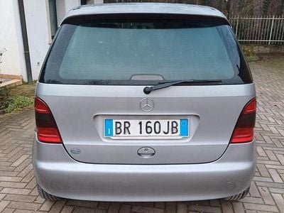 Begagnad Mercedes A170 90 HK (66 kW) 2000 Grå Sedan