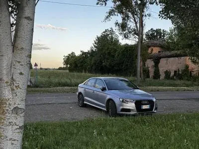 Usata Audi A3 Business 150 CV (110 kW) 2017 Grigio Berlina