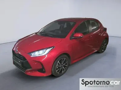 Usata Toyota Yaris Hybrid Trend 116 CV (85 kW) 2022 Rosso Berlina