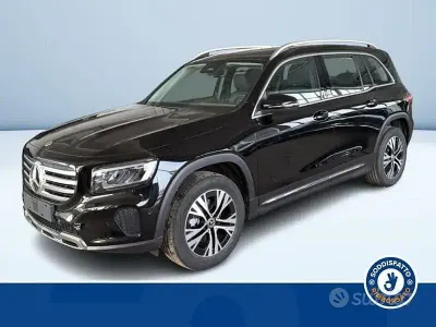 Nieuw Mercedes GLB200 163 PK (119 kW) 2026 Zwart SUV