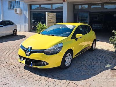 Usata Renault Clio IV 75 CV (55 kW) 2012 Giallo Berlina