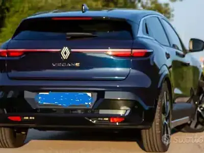 Usata Renault Megane E-Tech Techno 55 kW (75 CV) 2024 Bluazzurro Berlina